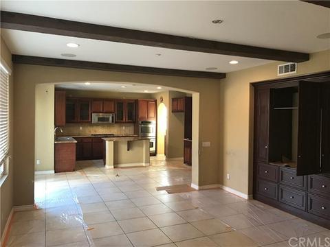 15890 Nuaimi Ln, Fontana, CA 92336 photo 4
