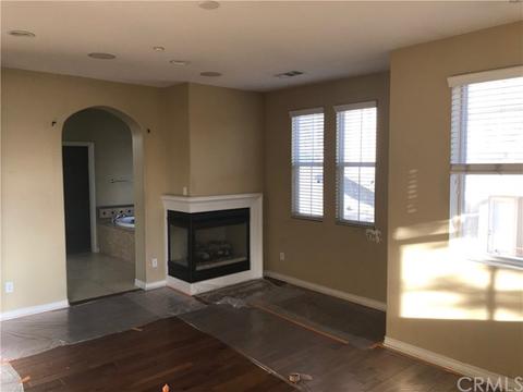 15890 Nuaimi Ln, Fontana, CA 92336 photo 10