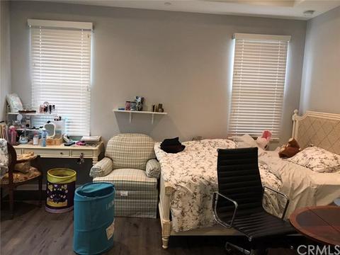 290 Crescent Moon, Irvine, CA 92602 photo 9