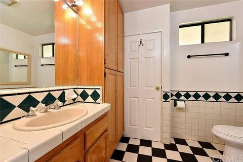 564 N Mentor Ave, Pasadena, CA 91106 photo 16