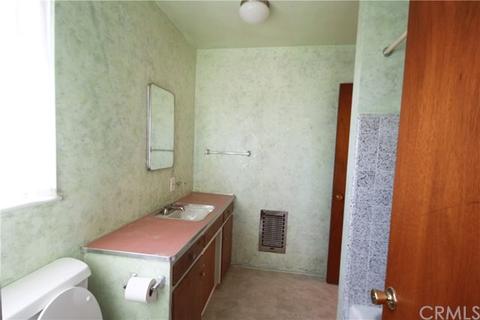 1028 E 3rd Ave, Escondido, CA 92025 photo 9