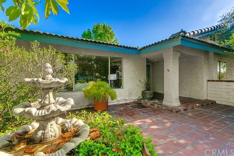 379 Sharon Rd, Arcadia, CA 91007 photo 8
