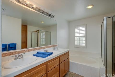 642 E Walnut St, Pasadena, CA 91101 photo 11