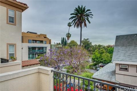 642 E Walnut St, Pasadena, CA 91101 photo 12