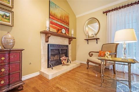 235 E Chestnut Ave #M, Monrovia, CA 91016 photo 5