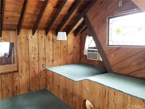 414 E Pine St, Altadena, CA 91001 photo 10