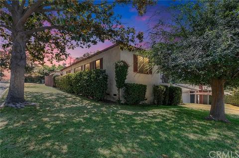 560 Hickory Ln, Pasadena, CA 91103 photo 2