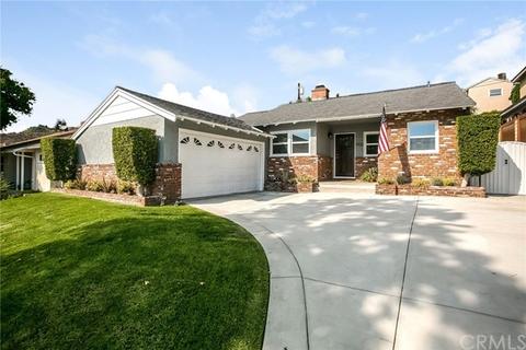 1900 Amber Ln, Burbank, CA 91504 photo 2