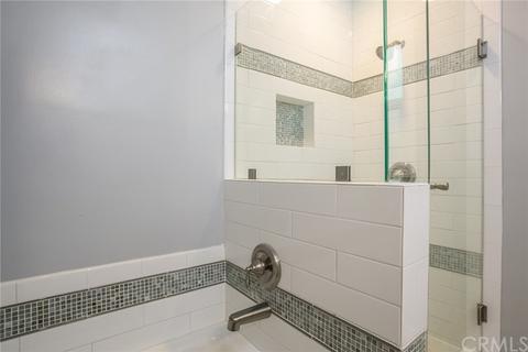 1900 Amber Ln, Burbank, CA 91504 photo 27