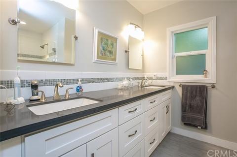 1900 Amber Ln, Burbank, CA 91504 photo 21