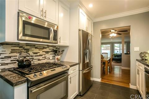1900 Amber Ln, Burbank, CA 91504 photo 10