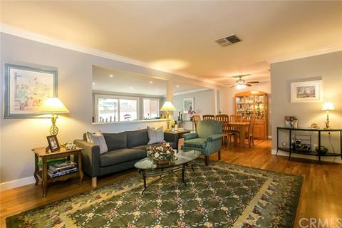 1900 Amber Ln, Burbank, CA 91504 photo 4