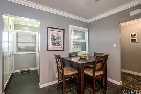 1900 Amber Ln, Burbank, CA 91504 photo 9