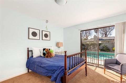 5223 Allott Ave, Sherman Oaks, CA 91401 photo 13