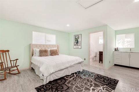 5223 Allott Ave, Sherman Oaks, CA 91401 photo 15