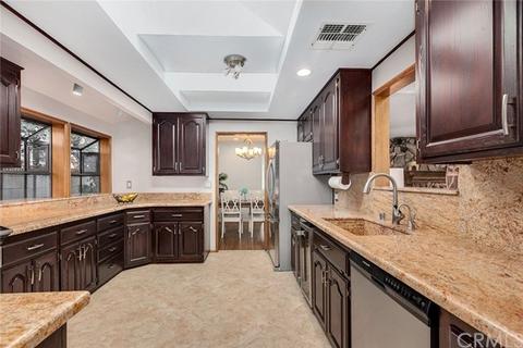 5223 Allott Ave, Sherman Oaks, CA 91401 photo 17