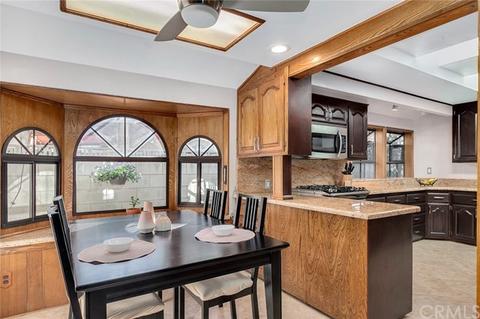 5223 Allott Ave, Sherman Oaks, CA 91401 photo 16