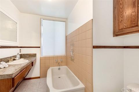 5223 Allott Ave, Sherman Oaks, CA 91401 photo 11