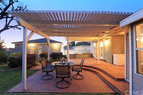 8331 Valecrest Dr, Los Angeles City, CA 91352 photo 5
