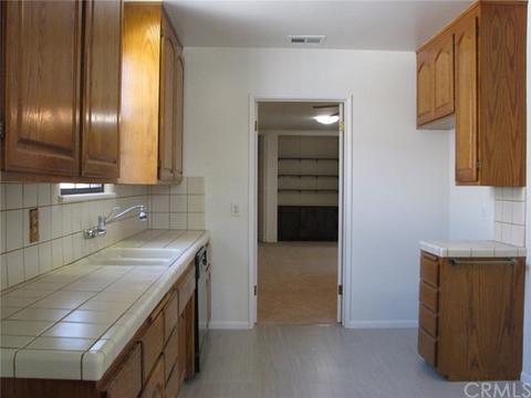 2230 N 6th St, Burbank, CA 91504 photo 6