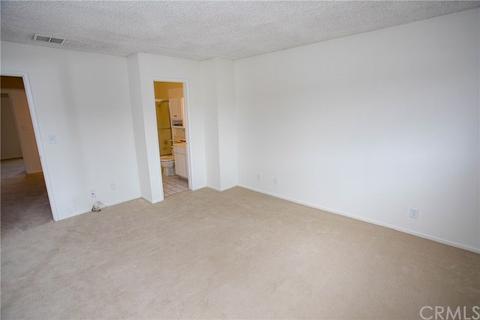 545 E Cypress Ave #C, Burbank, CA 91501 photo 18