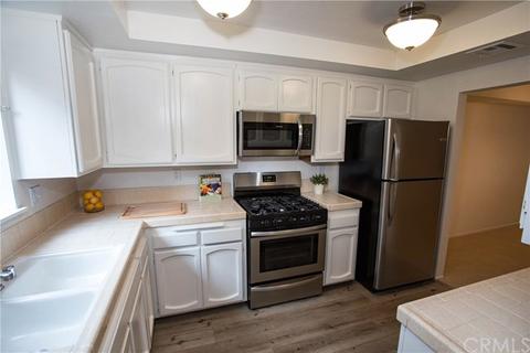 545 E Cypress Ave #C, Burbank, CA 91501 photo 3