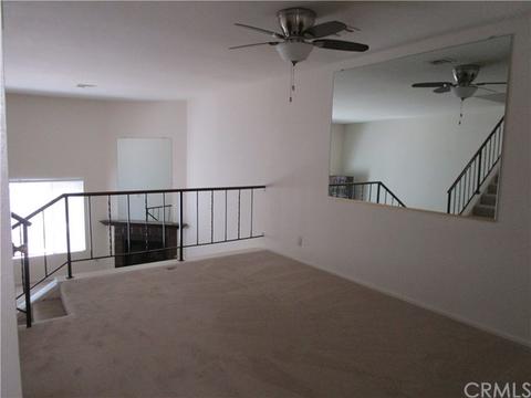 10141 Samoa Ave #16, Tujunga, CA 91042 photo 4