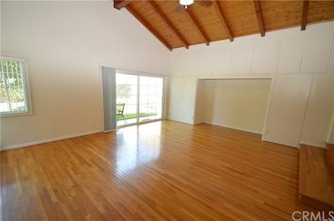 2719 Mansfield Dr, Burbank, CA 91504 photo 11
