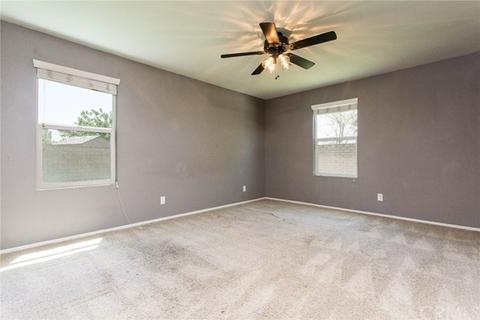 3226 James Ct, Lancaster, CA 93535 photo 5
