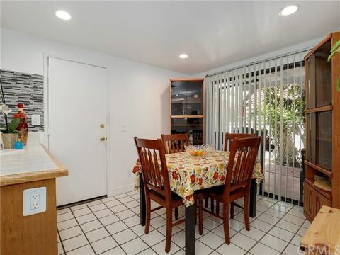 1082 Thistlegate Rd, Oak Park, CA 91377 photo 10