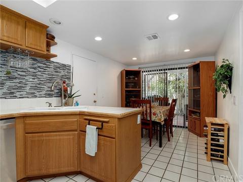 1082 Thistlegate Rd, Oak Park, CA 91377 photo 8