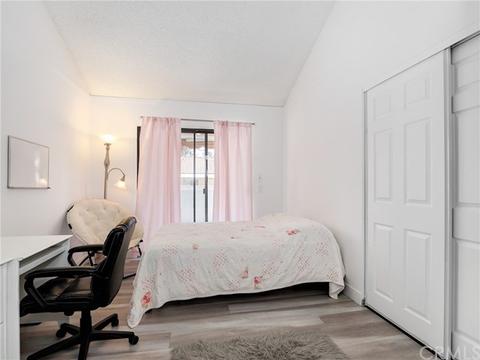 1082 Thistlegate Rd, Oak Park, CA 91377 photo 15