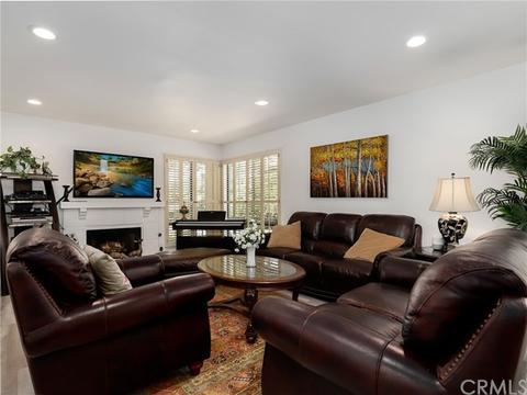 1082 Thistlegate Rd, Oak Park, CA 91377 photo 2