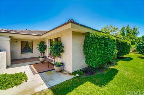 1084 Emerson St, Upland, CA 91784 photo 4