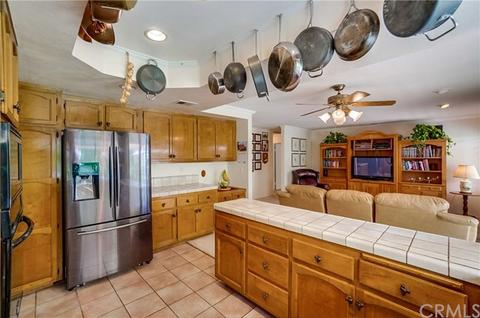 1084 Emerson St, Upland, CA 91784 photo 32
