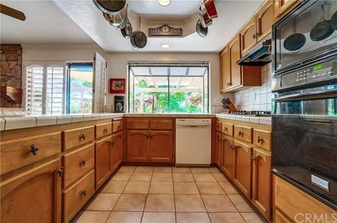 1084 Emerson St, Upland, CA 91784 photo 30