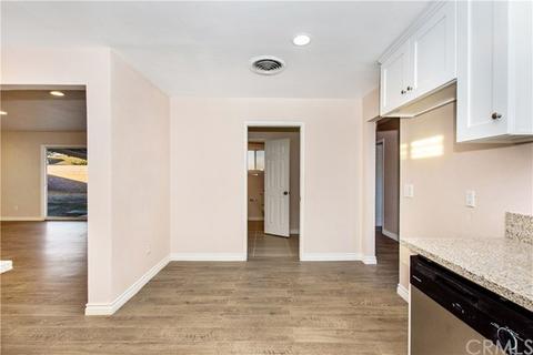 620 E Shamrock St, Rialto, CA 92376 photo 9
