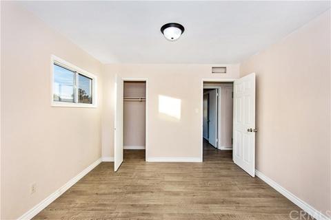 620 E Shamrock St, Rialto, CA 92376 photo 19