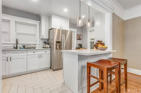 327 N Laurel Ave, Upland, CA 91786 photo 16