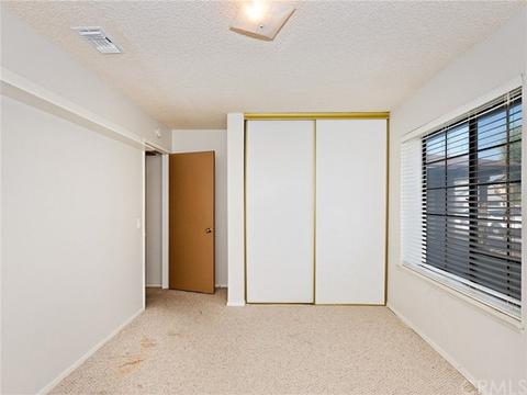 15491 Sandhurst St, Fontana, CA 92336 photo 16