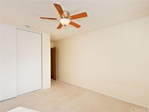 15491 Sandhurst St, Fontana, CA 92336 photo 14