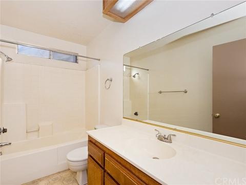 15491 Sandhurst St, Fontana, CA 92336 photo 22