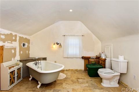 423 E 10th St, Corona, CA 92879 photo 16