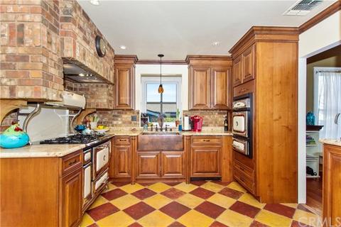 423 E 10th St, Corona, CA 92879 photo 7