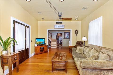 423 E 10th St, Corona, CA 92879 photo 4