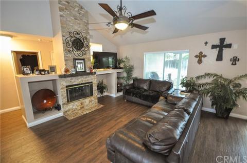 1397 Whitewood Dr, Mentone, CA 92359 photo 5