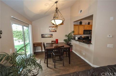1397 Whitewood Dr, Mentone, CA 92359 photo 8