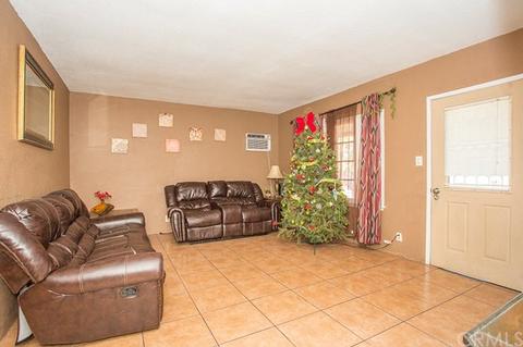 18633 Orange St, Bloomington, CA 92316 photo 5