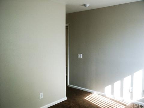 2895 Saint Elmo Dr, Rialto, CA 92376 photo 20