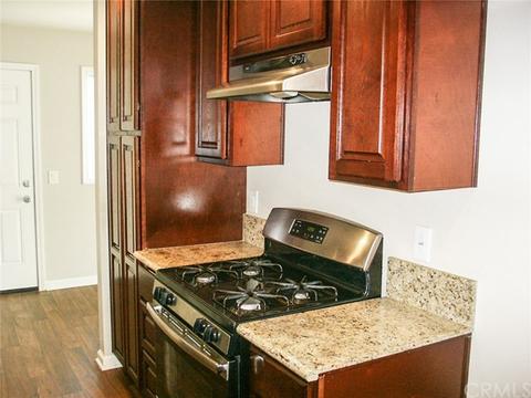 2895 Saint Elmo Dr, Rialto, CA 92376 photo 7